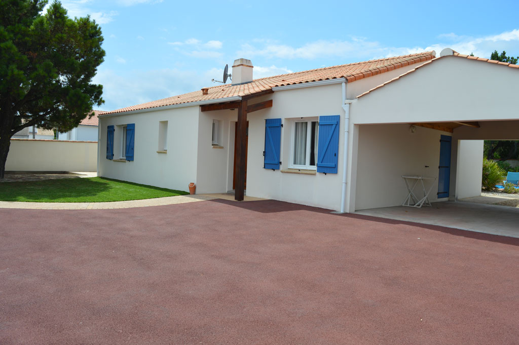 maison/villa la tranche sur mer à l'entrée du village de la Terrière